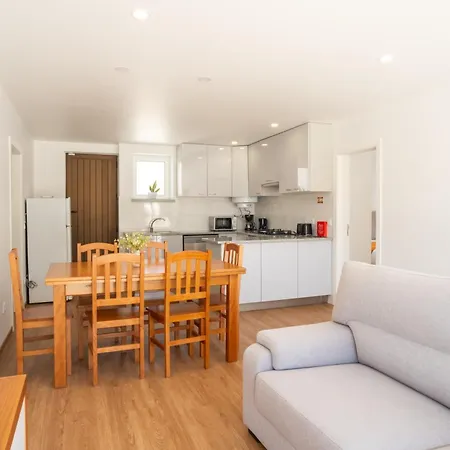 Apartament Seaing House Ii *